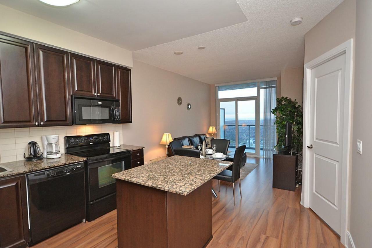 Urban Furnished Suites - Mississauga Exterior photo